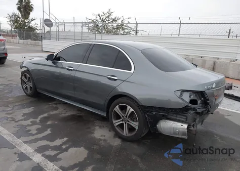 2020 Mercedes-Benz E 350 из США, поврежденный, VIN WDDZF8DB1LA722534